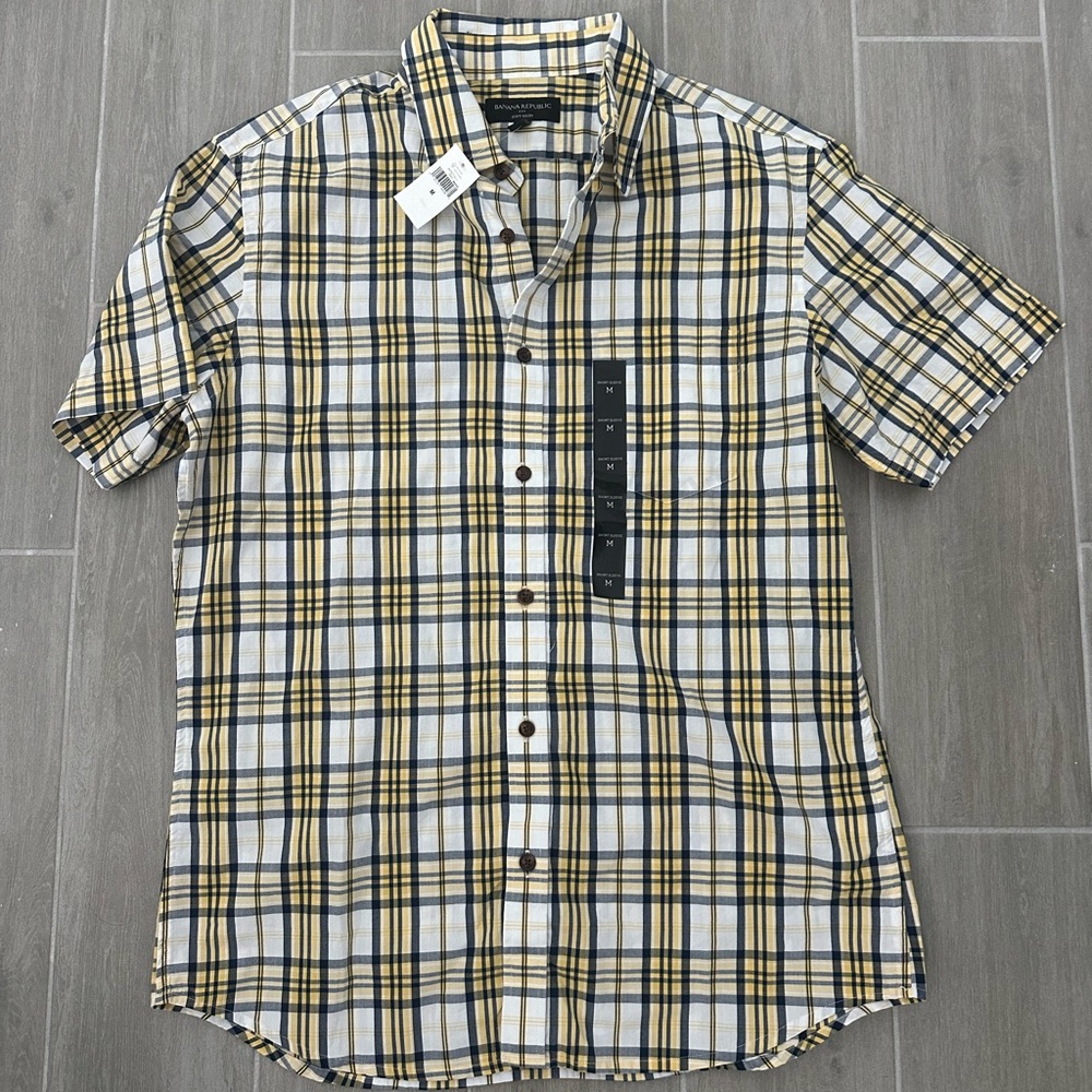 Banana Republic Button Up Shirt